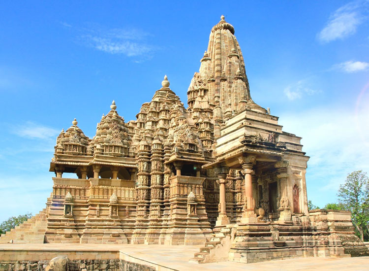 Here are 17 Best Places To Visit in Madhya Pradesh