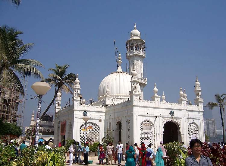 Haji Ali's Dargah - India Travel Blog