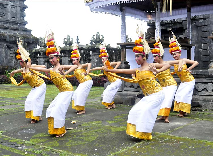 culture and traditions  of Bali  India Travel Blog